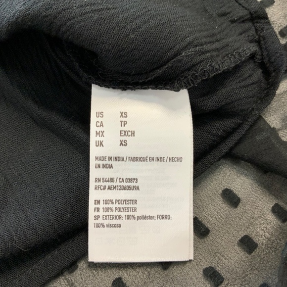 American EAGLE OUTFITTERS Sheer Black Embroidered Peplum Top Fully Lined Sz XS - Picture 11 of 12